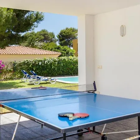 Punta Prima Sleeps 6 Pool Air Con Wifi Willa